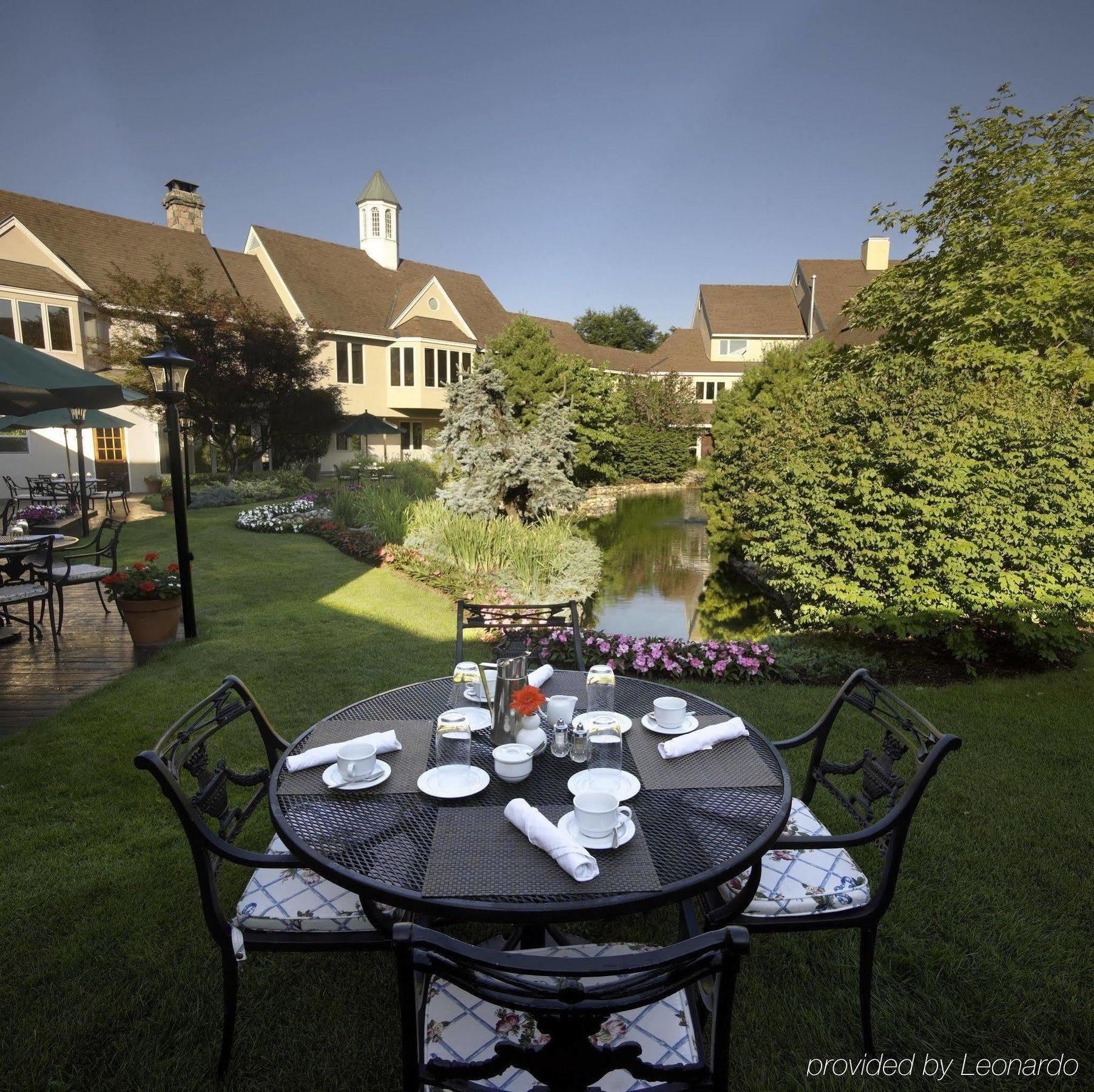 Orchards Hotel Уильямстаун Экстерьер фото