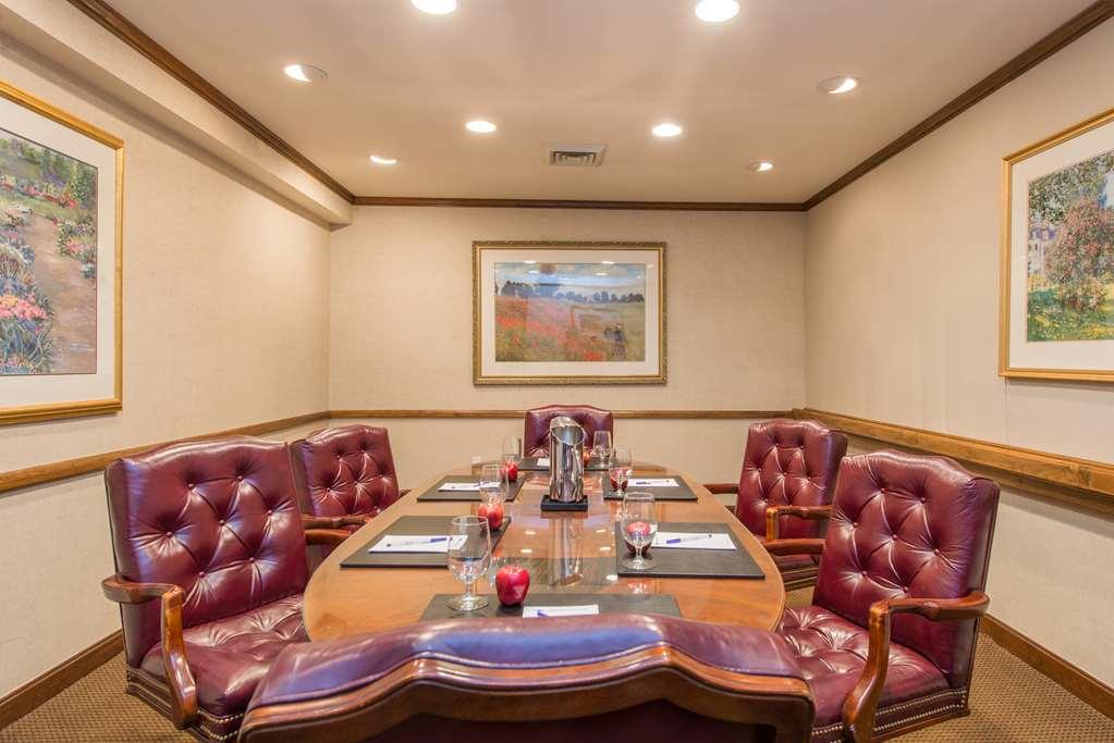 Orchards Hotel Уильямстаун Удобства фото